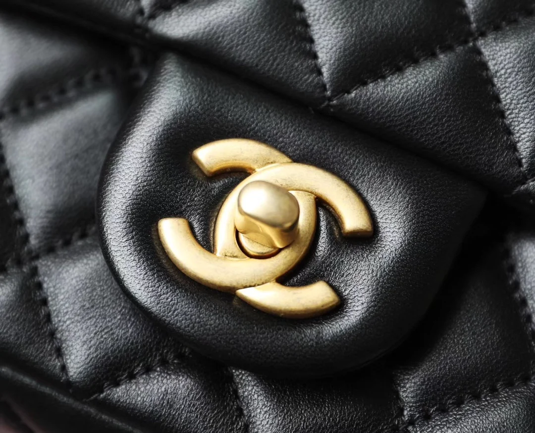 Chanel Classic Flap Evolved Large Mini CF Style Gold Ball Flap Lambskin Bag 13x20x7 cm - description_image4