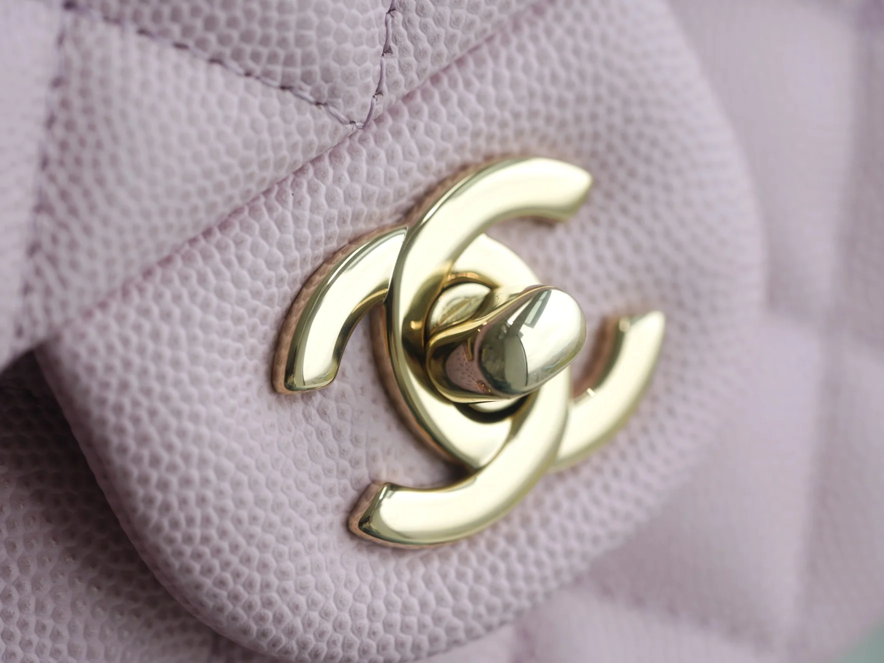 Chanel Classic Flap 25cm - description_image9