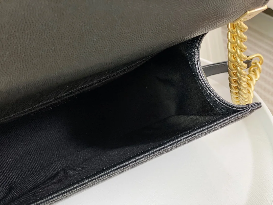 Chanel Boy 92193 28cm - description_image8