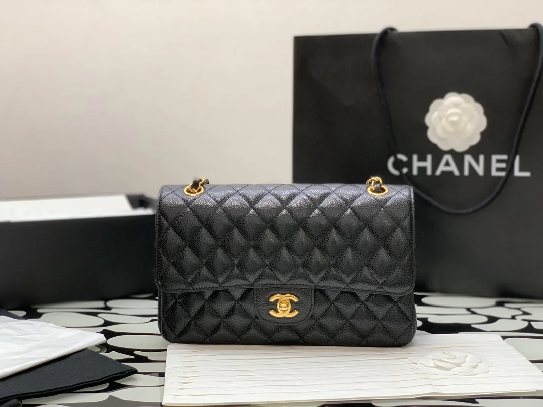 Chanel Classic Flap Medium CF 15.5x25.5x6.5 cm - description_image1