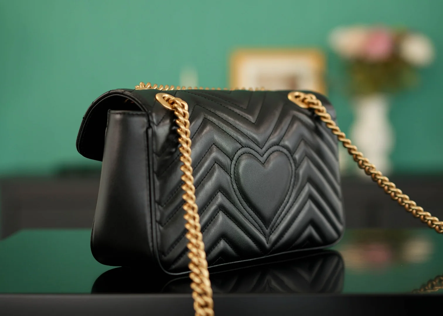 Gucci Marmont classic shoulder bag 26cm Gucci Marmont classic shoulder bag 26cm - description_image4