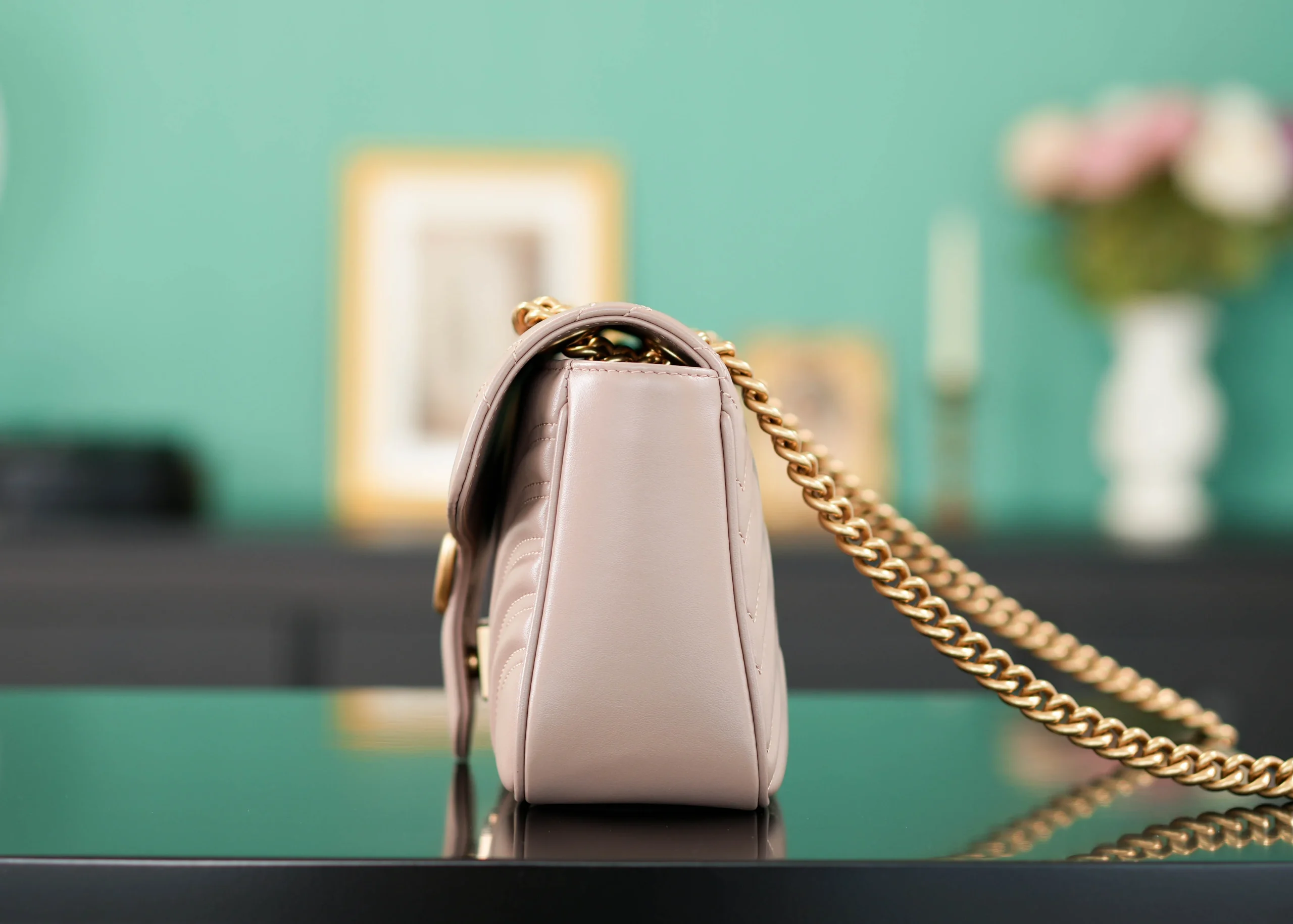 Gucci GG Marmont Shoulder Bag 26x15x7 cm - description_image3