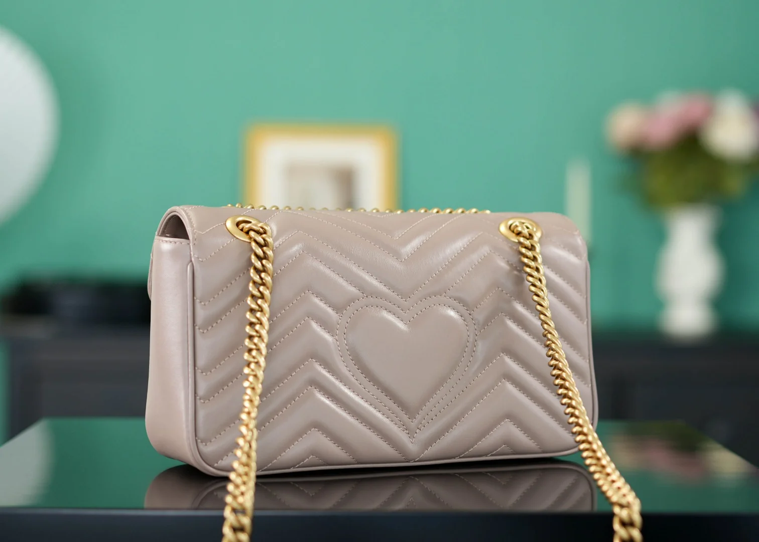 Gucci GG Marmont Shoulder Bag 26x15x7 cm - description_image4