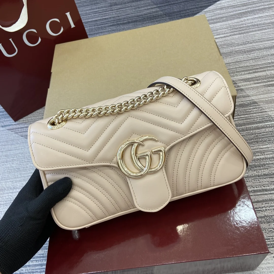 Gucci GG Marmont Quilted Mini Bag 26 x 13 x 6 cm - description_image1