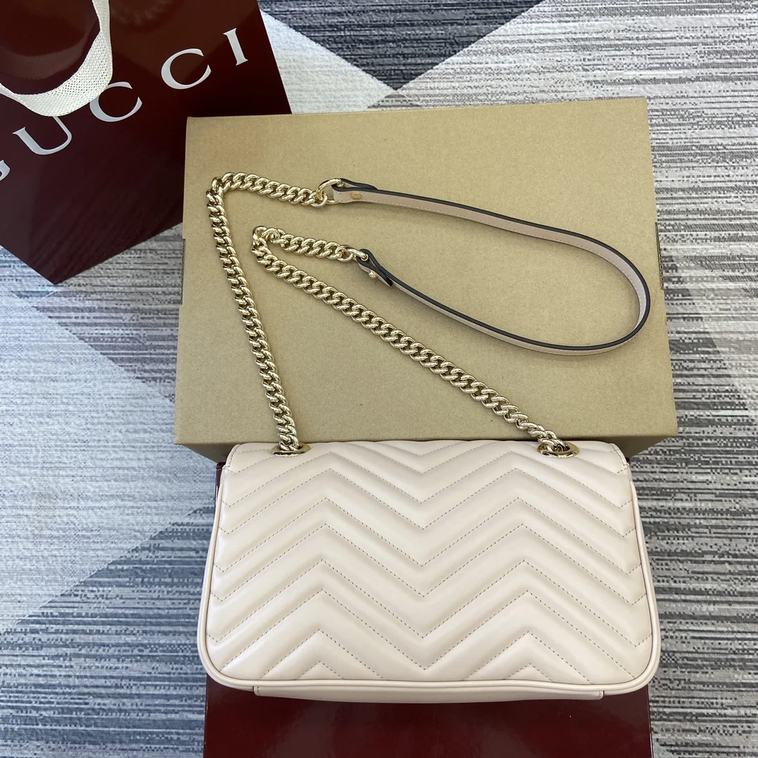 Gucci GG Marmont Quilted Mini Bag 26 x 13 x 6 cm - description_image3