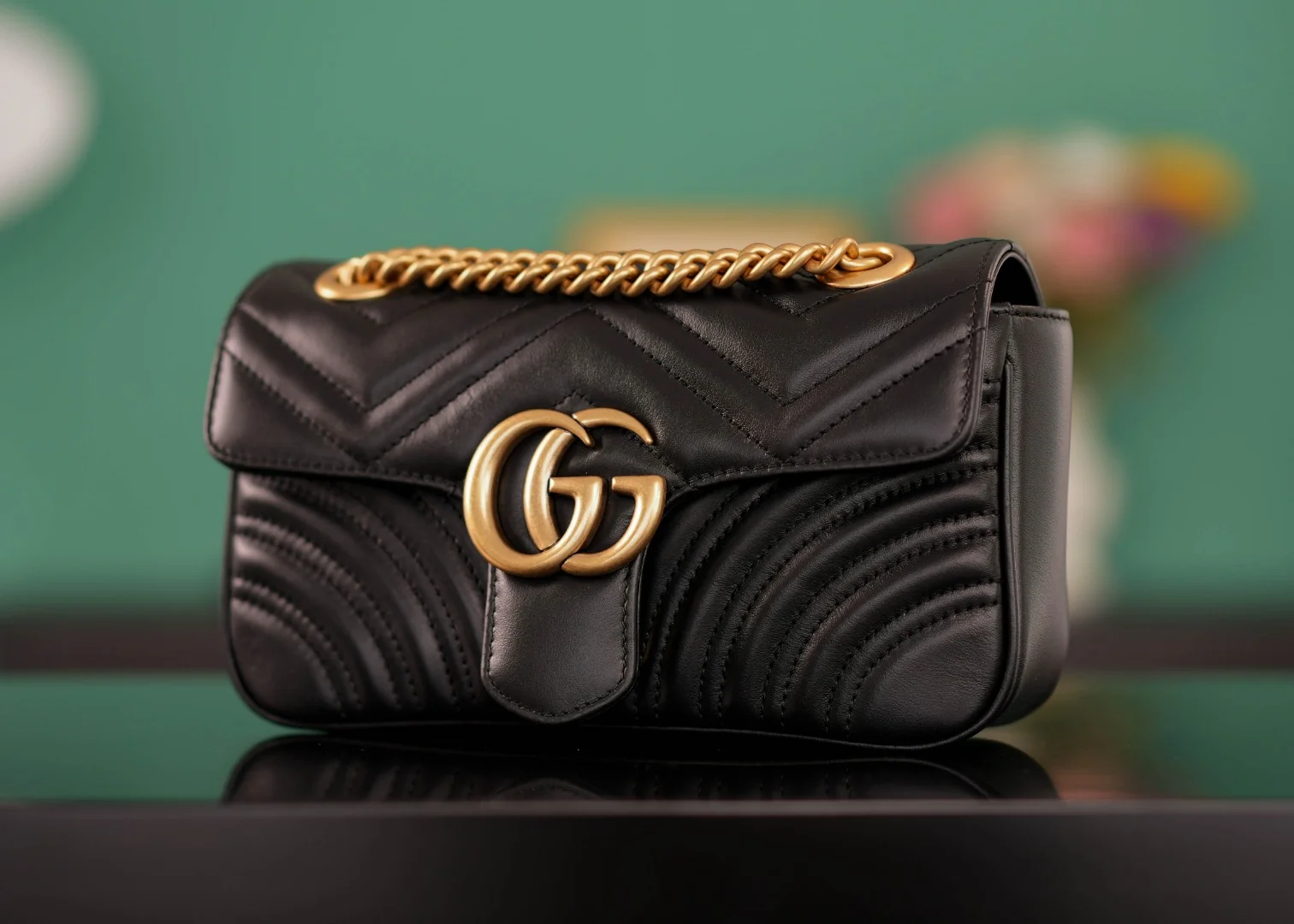 Gucci Marmont Classic Shoulder Bag 22cm Gucci Marmont Classic Shoulder Bag 22cm - description_image2
