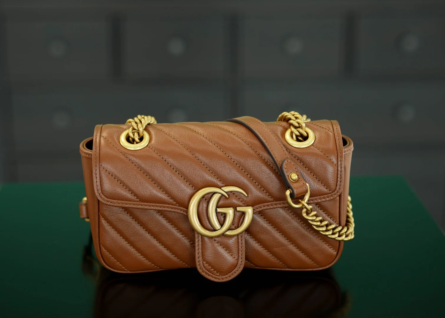Gucci GG Marmont Classic Shoulder Bag 446744 22x13x6 cm - description_image9