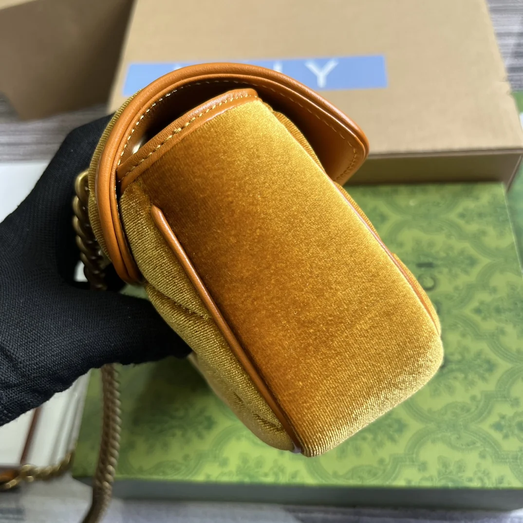 Gucci GG Marmont Mini Shoulder Bag 22x13x6 cm - description_image3