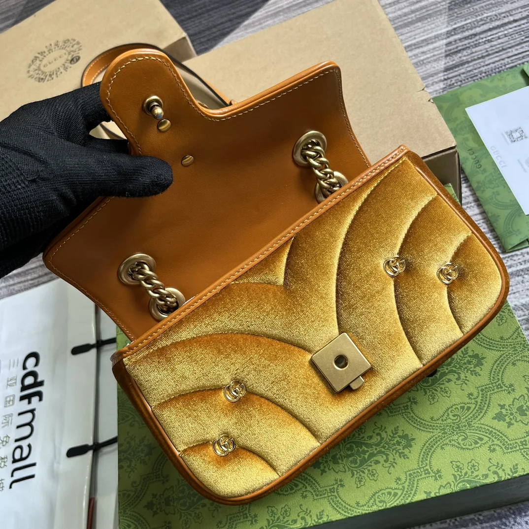 Gucci GG Marmont Mini Shoulder Bag 22x13x6 cm - description_image7