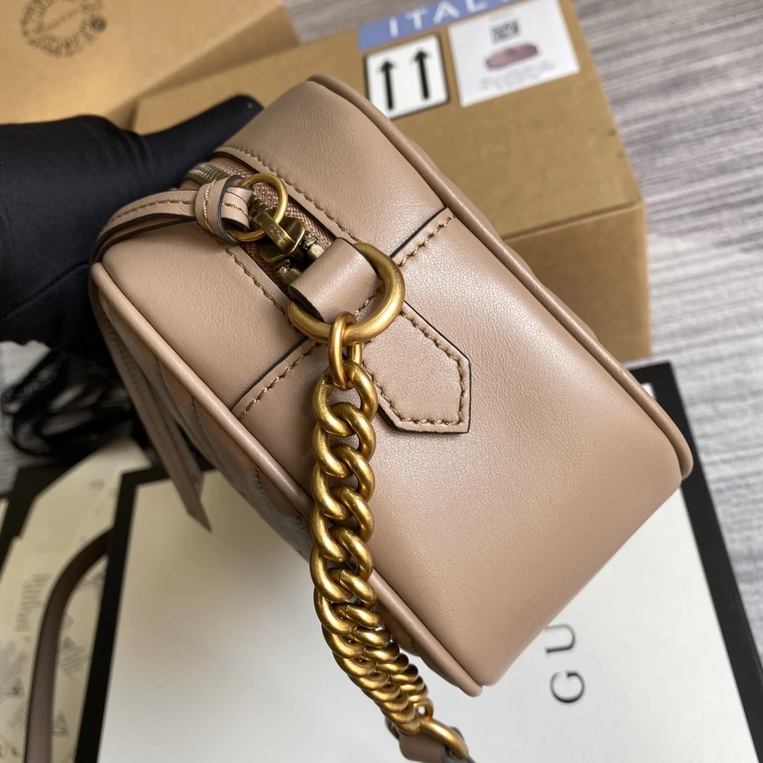 Gucci GG Marmont Camera Bag 447632 24x13x7 cm Gucci GG Marmont Camera Bag 447632 24x13x7 cm - description_image3