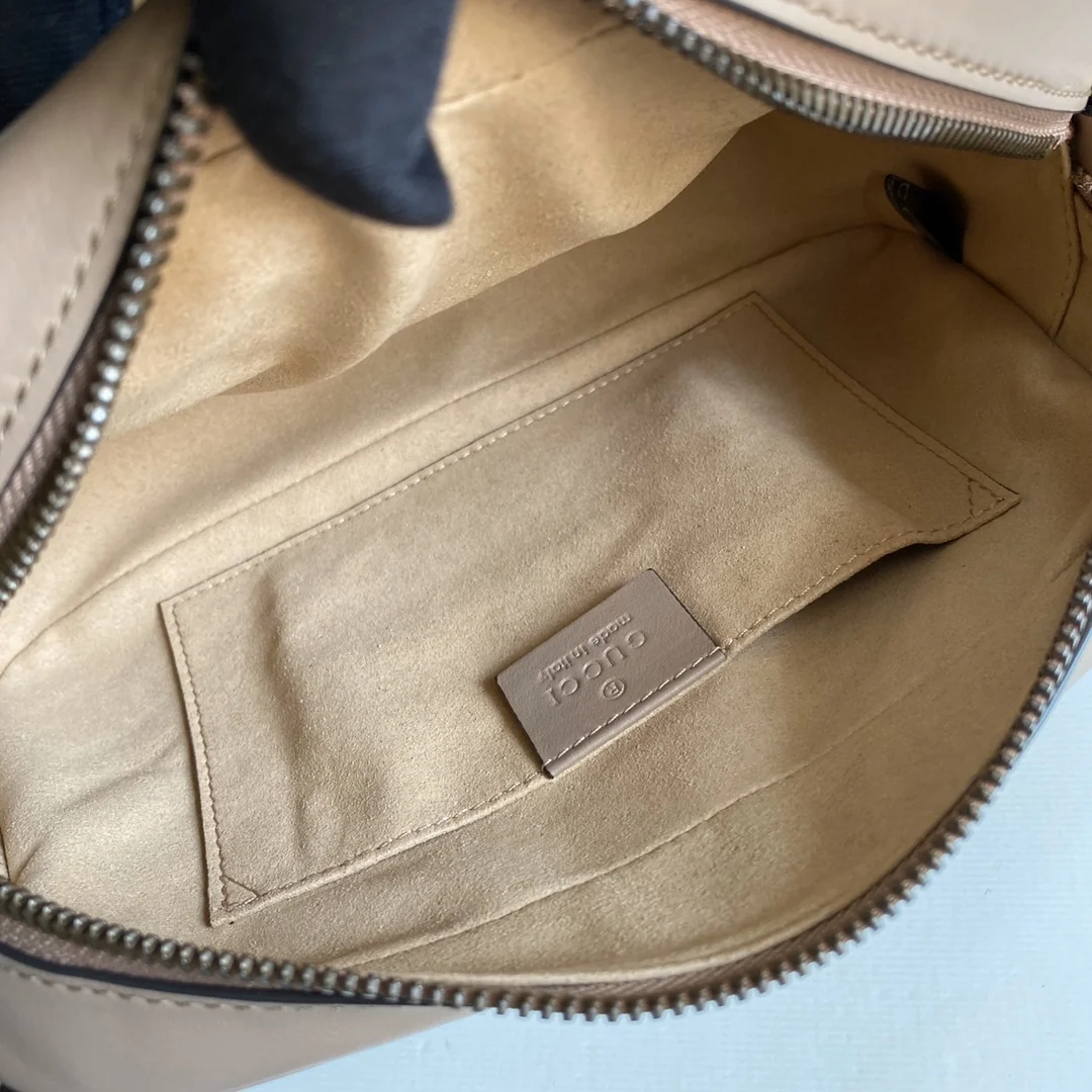 Gucci GG Marmont Camera Bag 447632 24x13x7 cm Gucci GG Marmont Camera Bag 447632 24x13x7 cm - description_image8