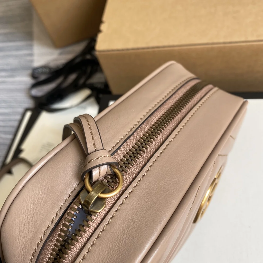 Gucci GG Marmont Camera Bag 18x12x6 cm - description_image7