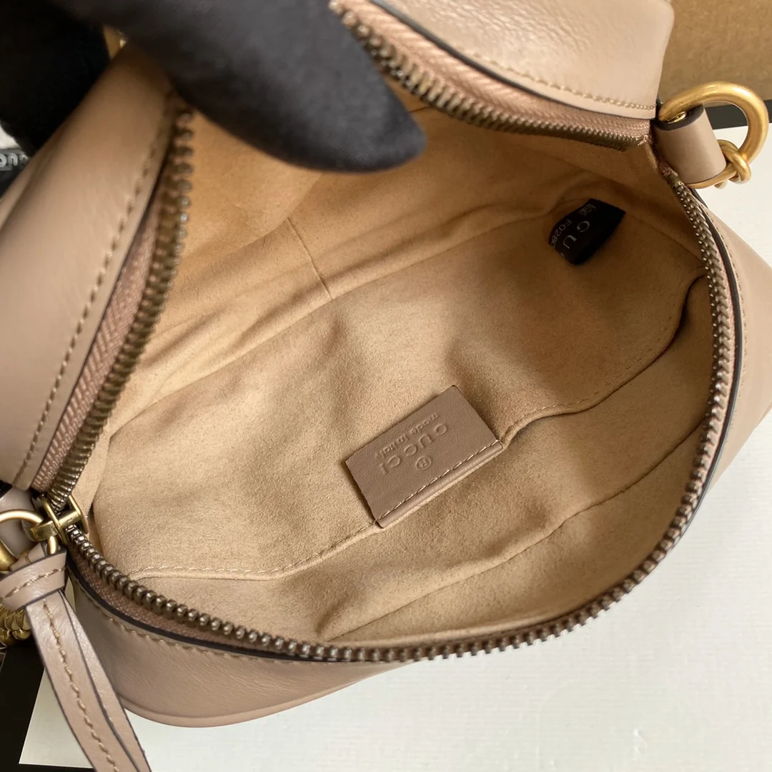 Gucci GG Marmont Camera Bag 18x12x6 cm - description_image8