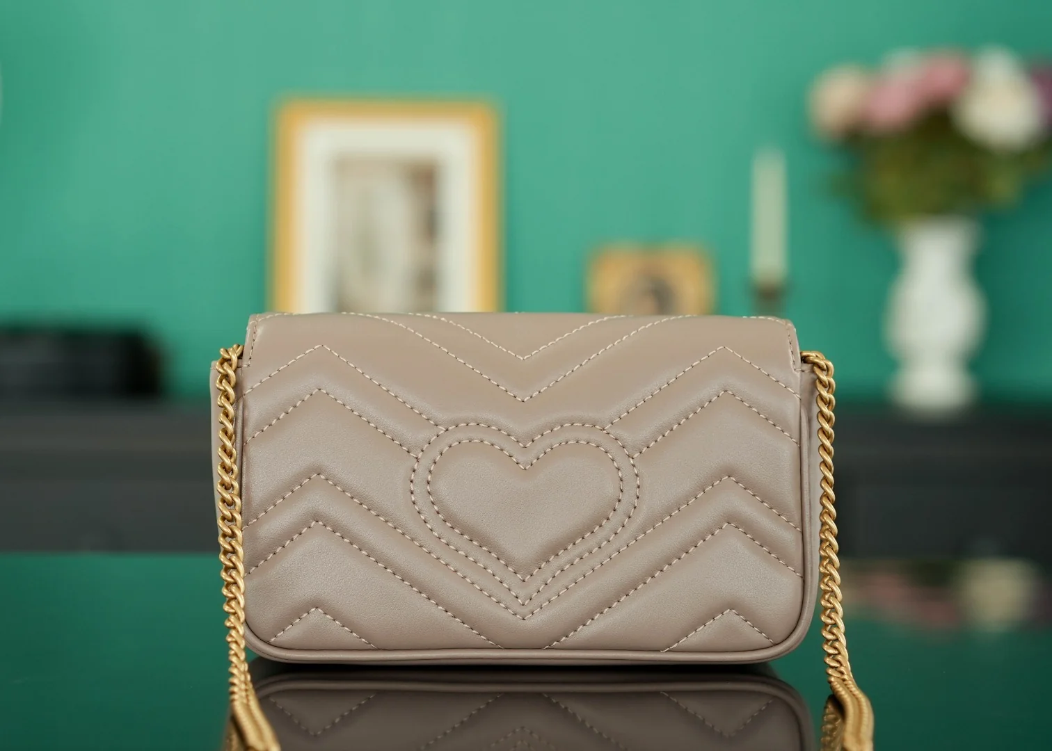 Gucci Marmont Shoulder Bag Classic Mini 16.5x10x5 cm - description_image4