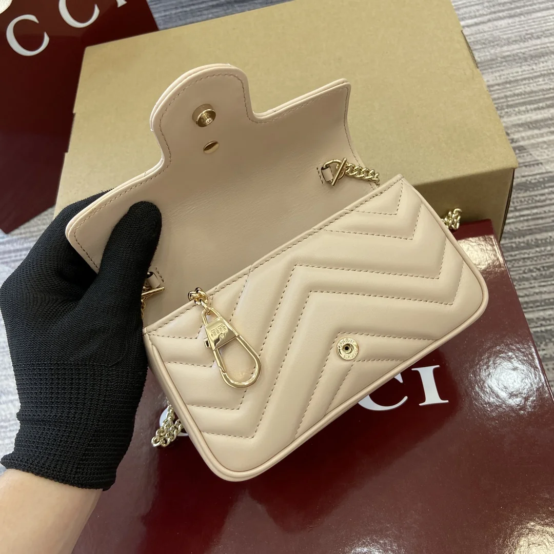Gucci GG Marmont Super Mini Handbag 16.5x10x4.5cm - description_image8