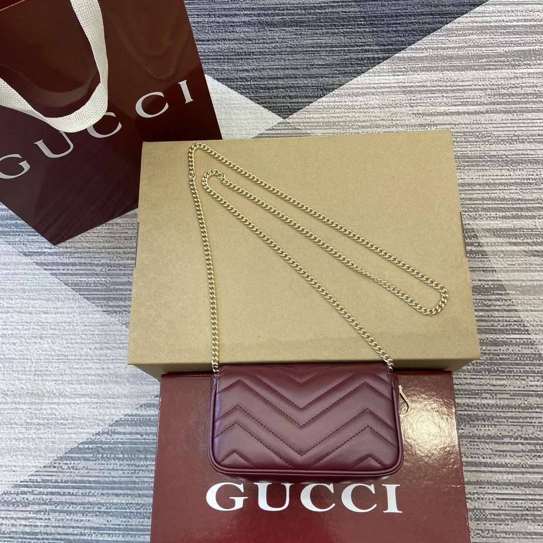 Gucci GG Marmont Super Mini Bag 16.5 x 10 x 4.5 cm - description_image3