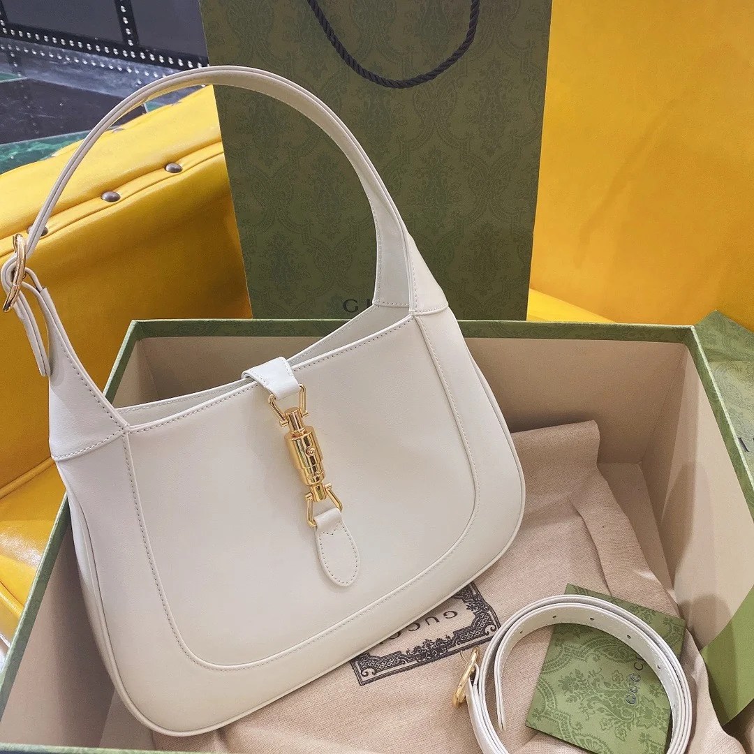 Gucci Jackie 1961 Small Leather Shoulder Bag 28x19x4.5 cm - image3