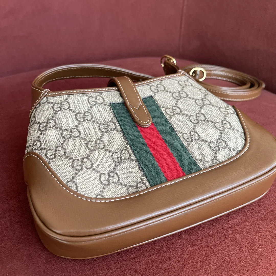 Gucci Jackie 1961 637092 19x13x3 cm - image7