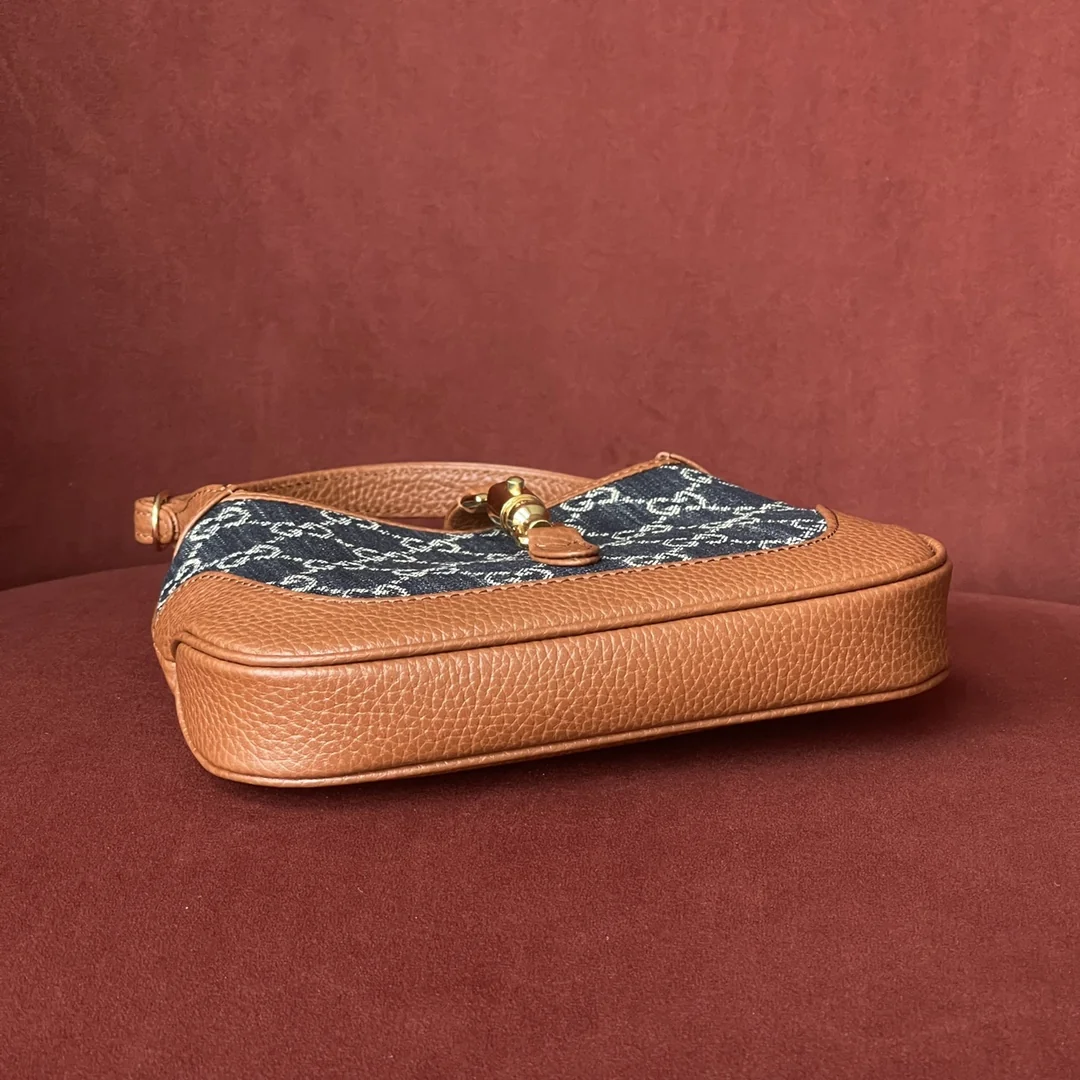 Gucci Jackie 637092 19x13x3 cm - image6