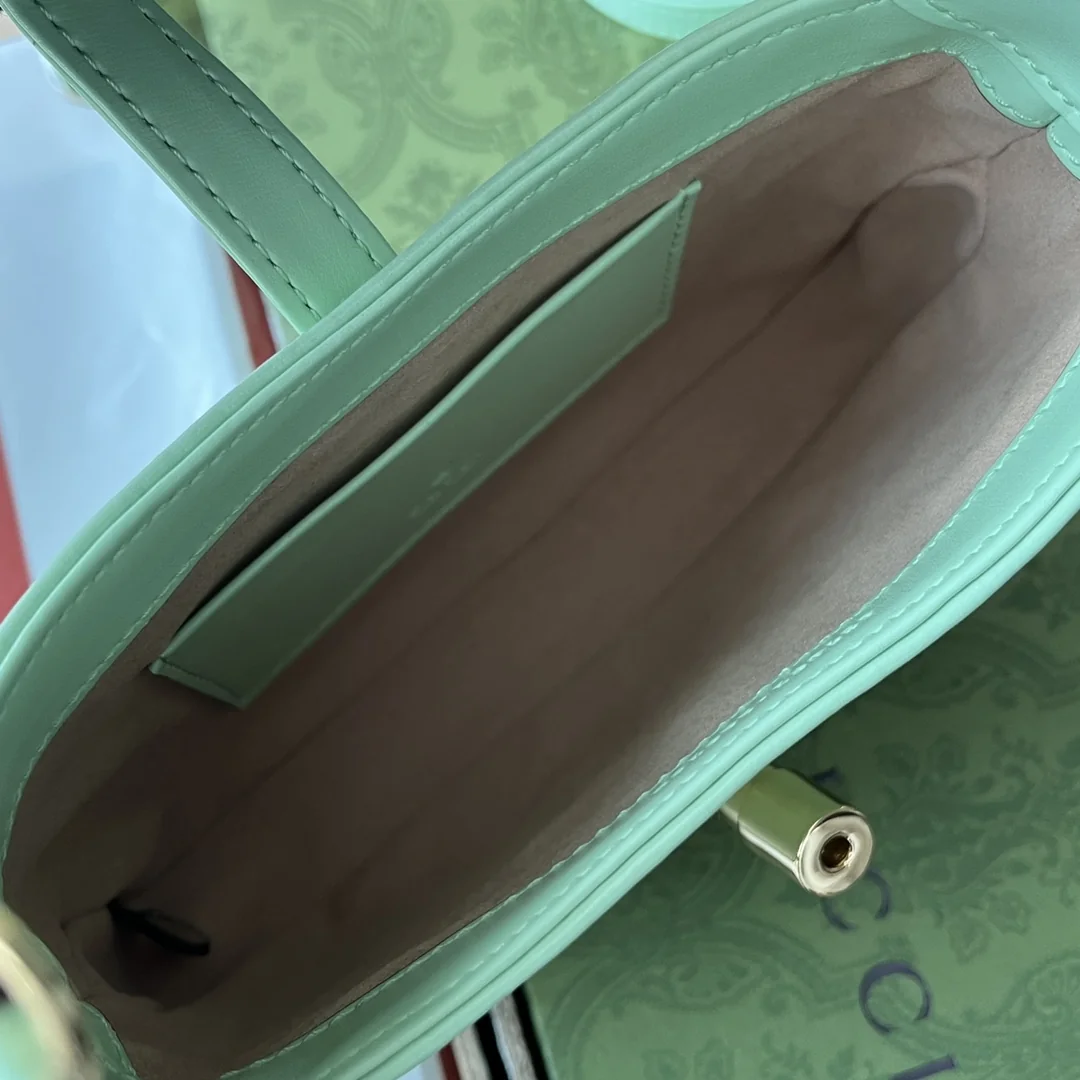 Gucci Jackie 637092 19x13x3 cm - image8