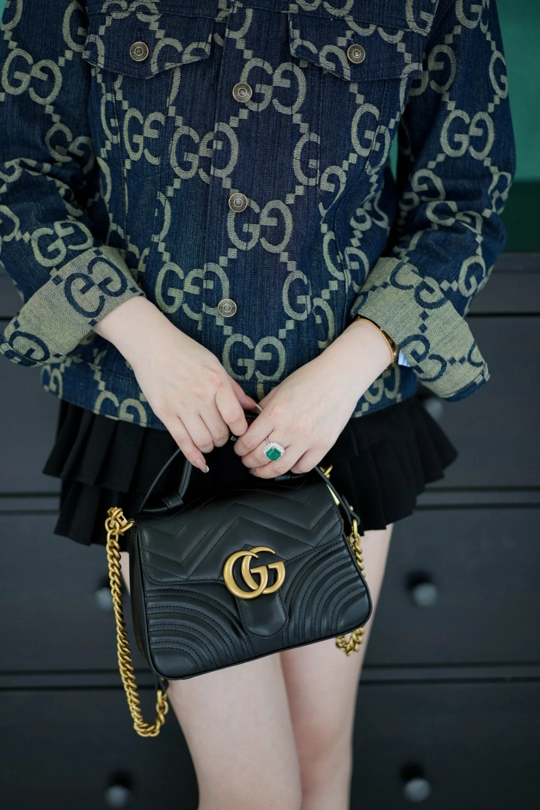 Gucci Marmont Quilted Top Handle Messenger Bag 21cm - description_image1