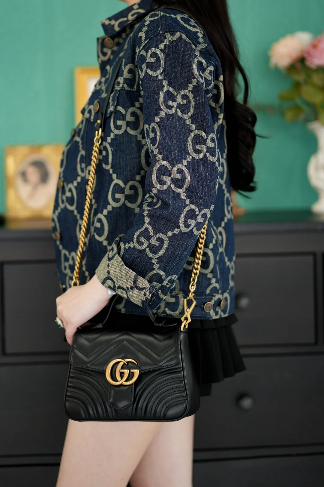 Gucci Marmont Quilted Top Handle Messenger Bag 21cm - description_image2