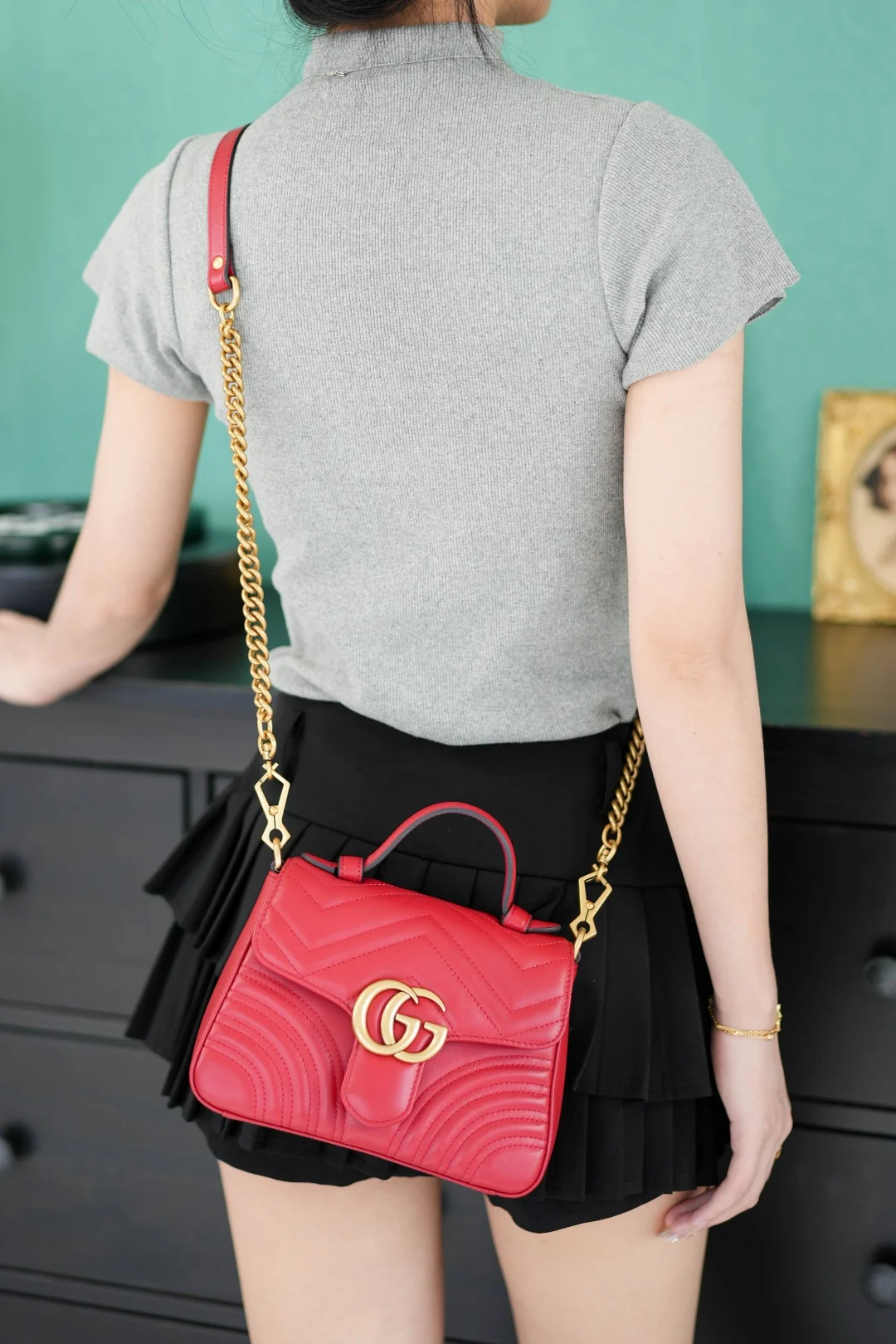 Gucci GG Marmont Quilted Top Handle Messenger Bag 21cm - description_image7