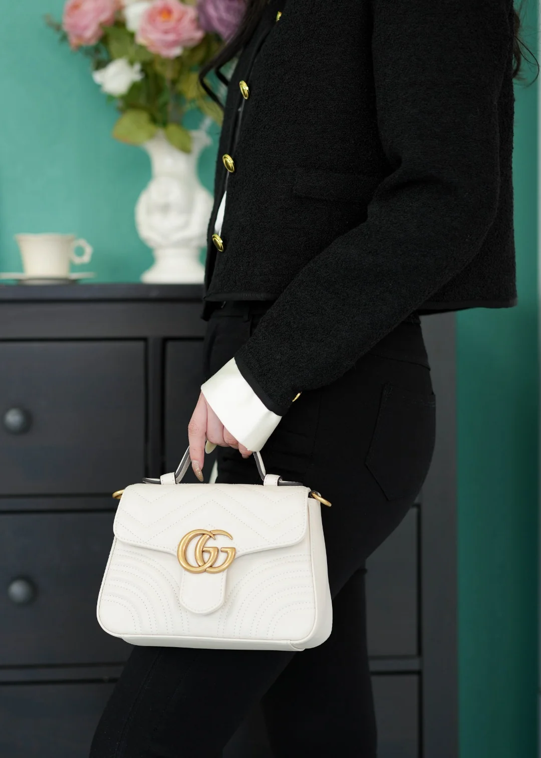 Gucci Marmont Quilted Top Handle Messenger Bag 21cm Gucci Marmont Quilted Top Handle Messenger Bag 21cm - description_image1