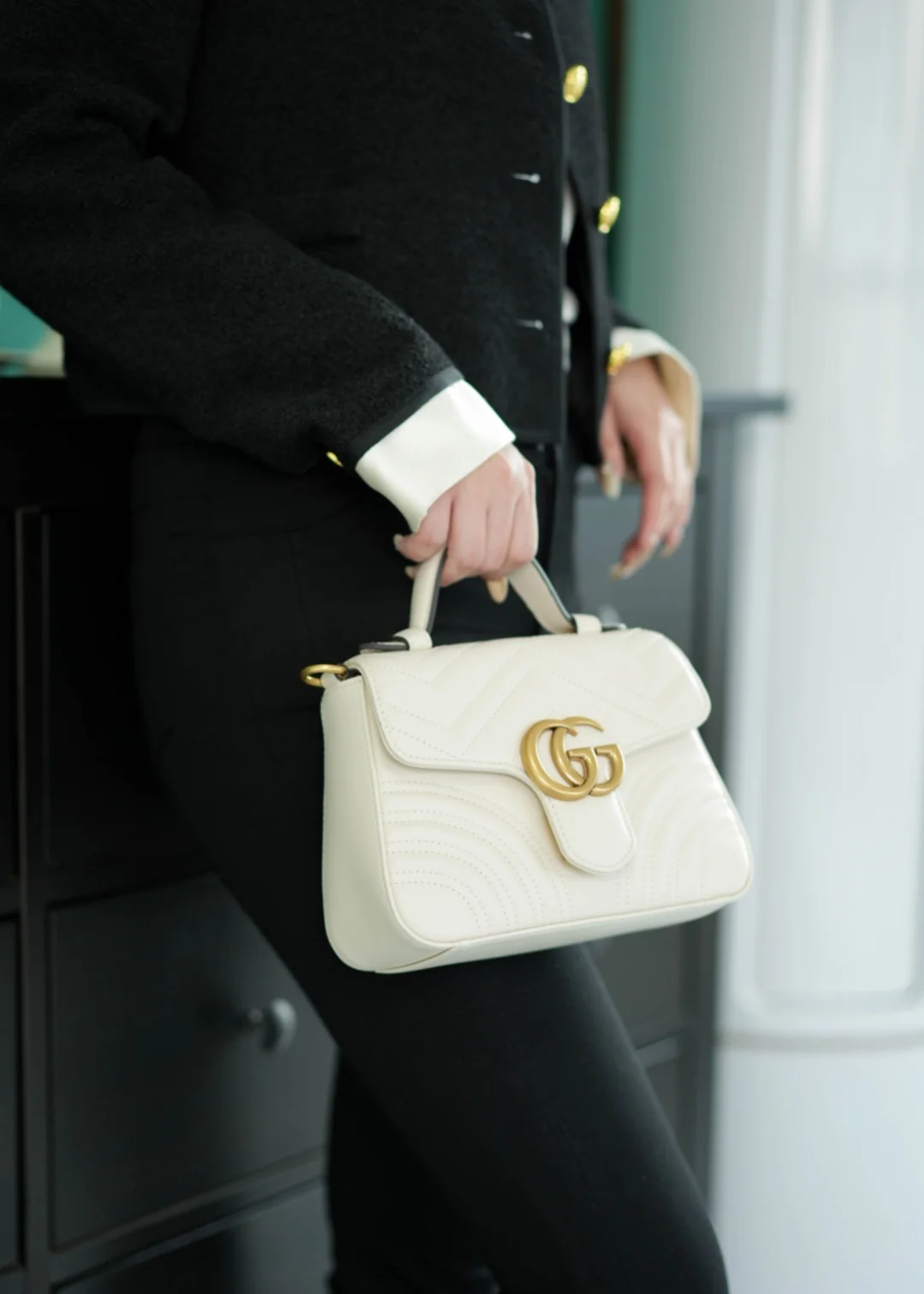 Gucci Marmont Quilted Top Handle Messenger Bag 21cm Gucci Marmont Quilted Top Handle Messenger Bag 21cm - description_image6