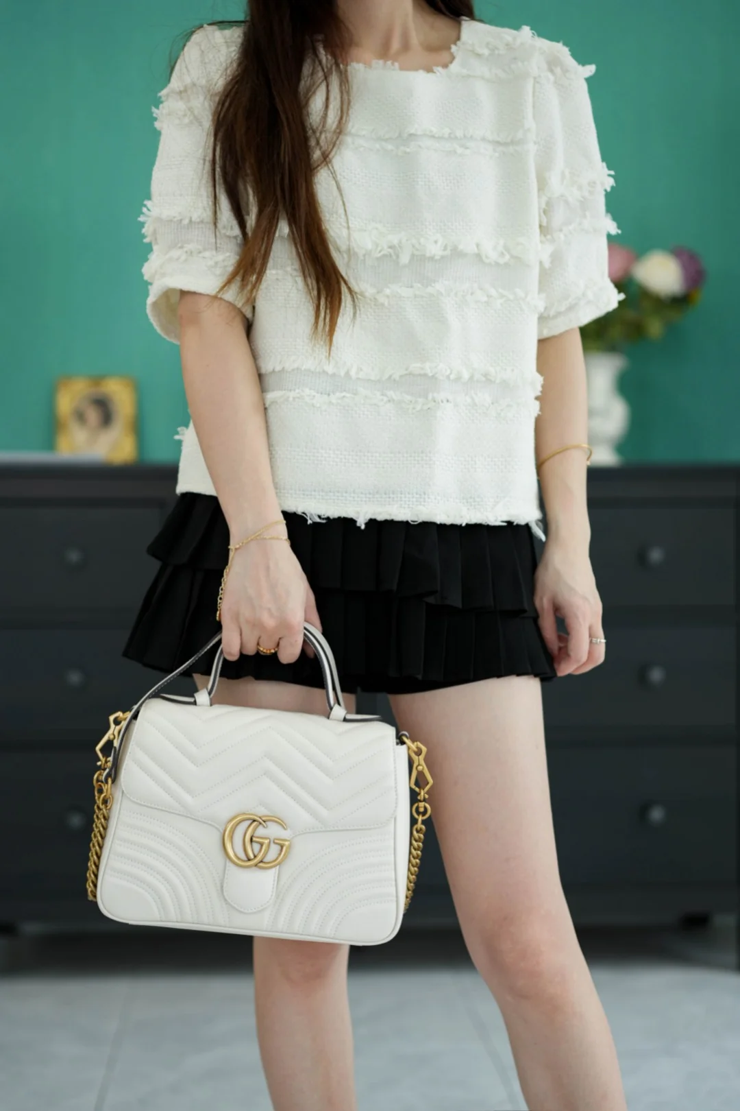 Gucci GG Marmont Quilted Top-Handle Messenger Bag 27cm - description_image7