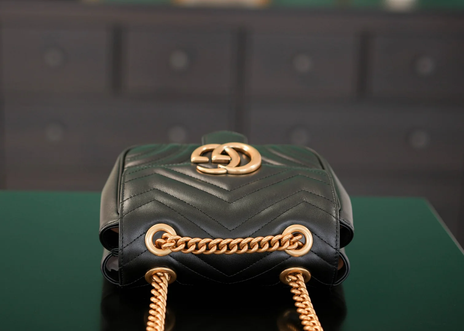Gucci GG Marmont Quilted Mini Shoulder Bag 739682 18x15x8 cm - description_image6