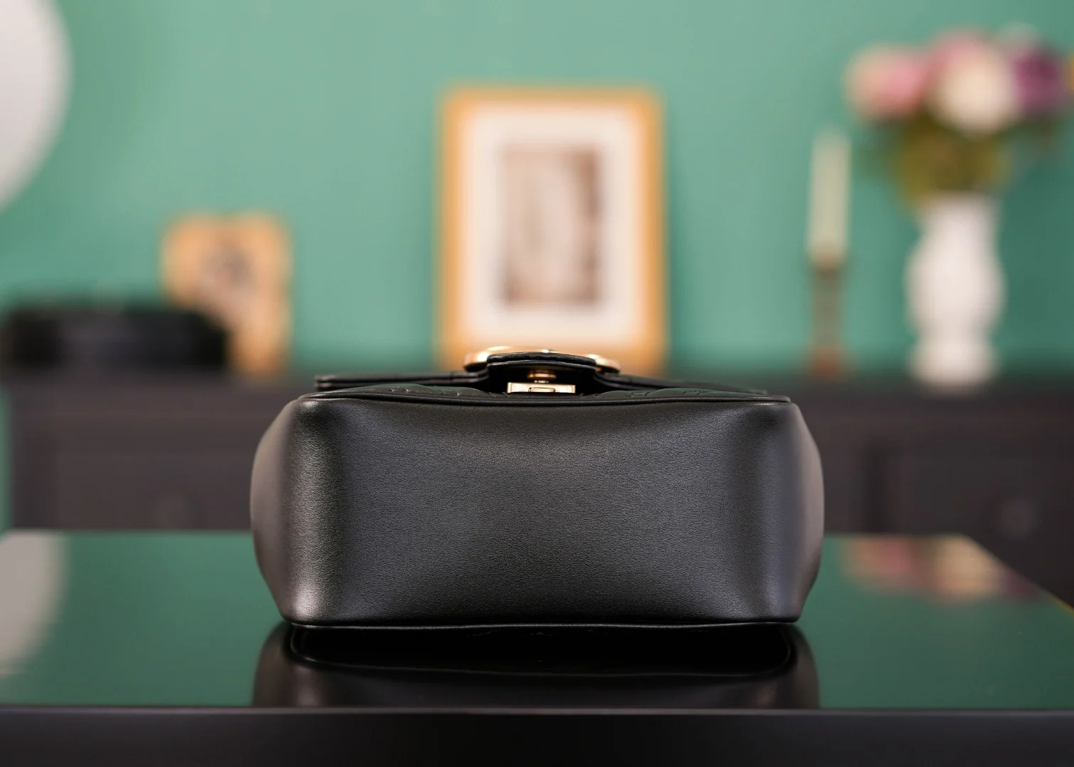 Gucci GG Marmont Quilted Mini Shoulder Bag 739682 18x15x8 cm - description_image7