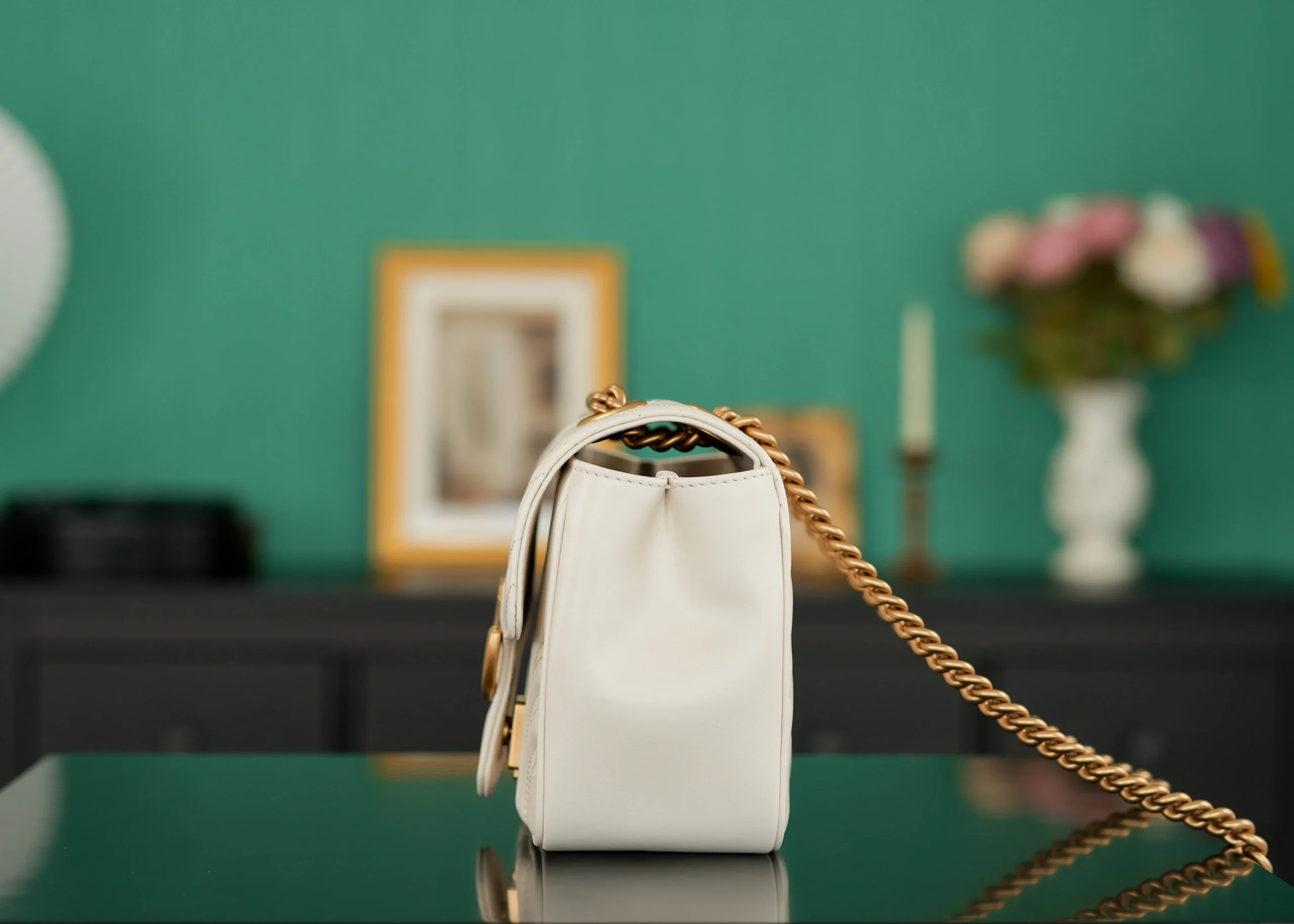 Gucci GG Marmont Quilted Mini Shoulder Bag Boxy Square Design 18x15x8 cm - description_image3