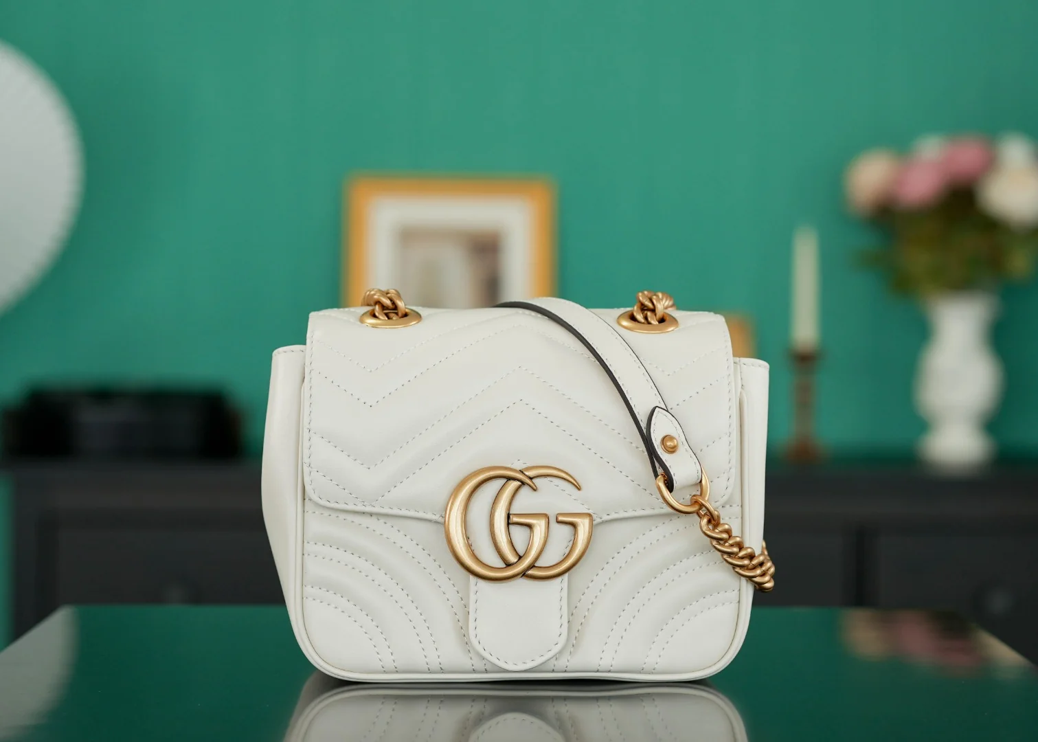 Gucci GG Marmont Quilted Mini Shoulder Bag Boxy Square Design 18x15x8 cm - description_image8