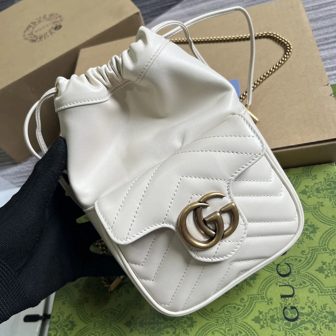Gucci GG Marmont Mini Bucket Bag 14.5x20x7.5 cm - description_image1