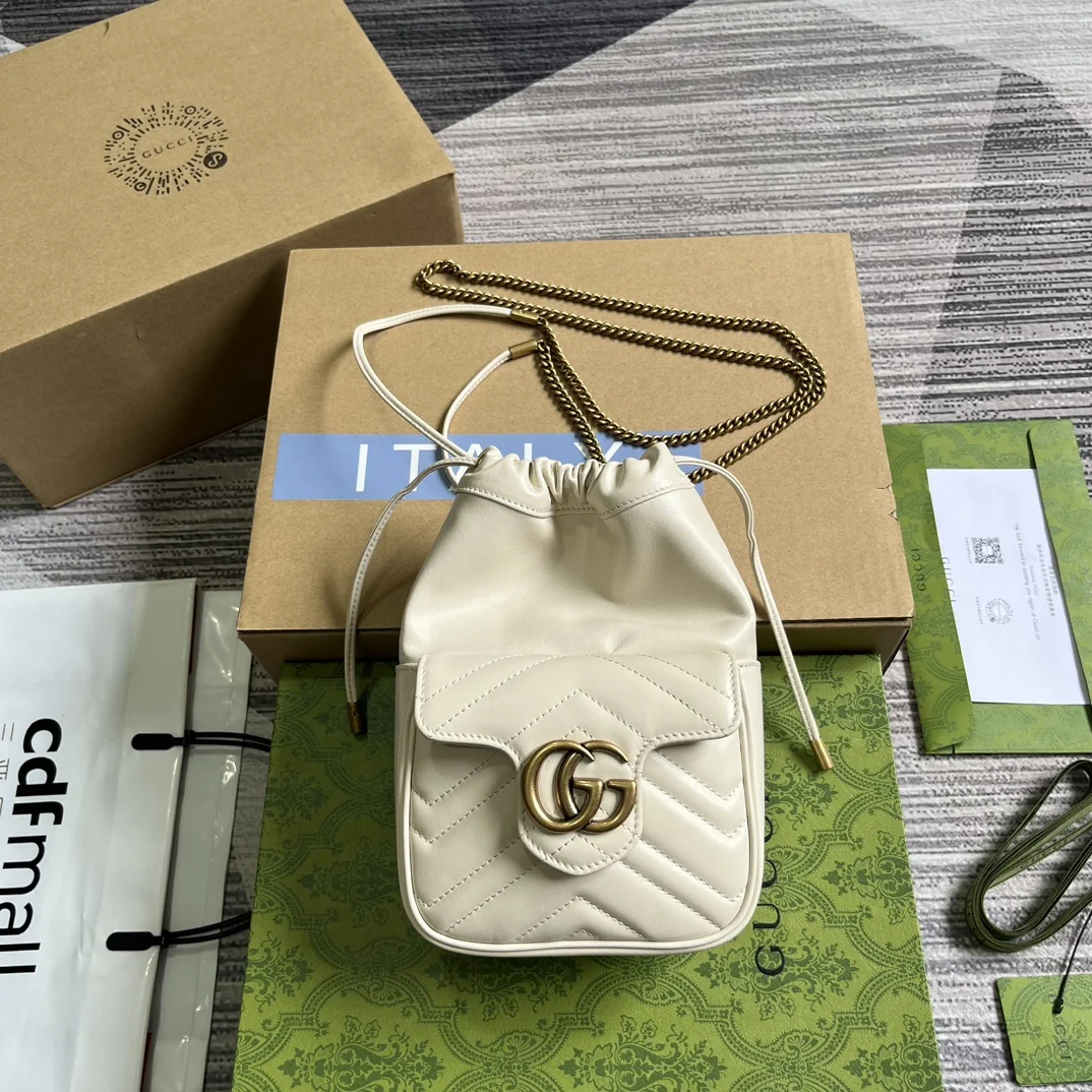 Gucci GG Marmont Mini Bucket Bag 14.5x20x7.5 cm - description_image2