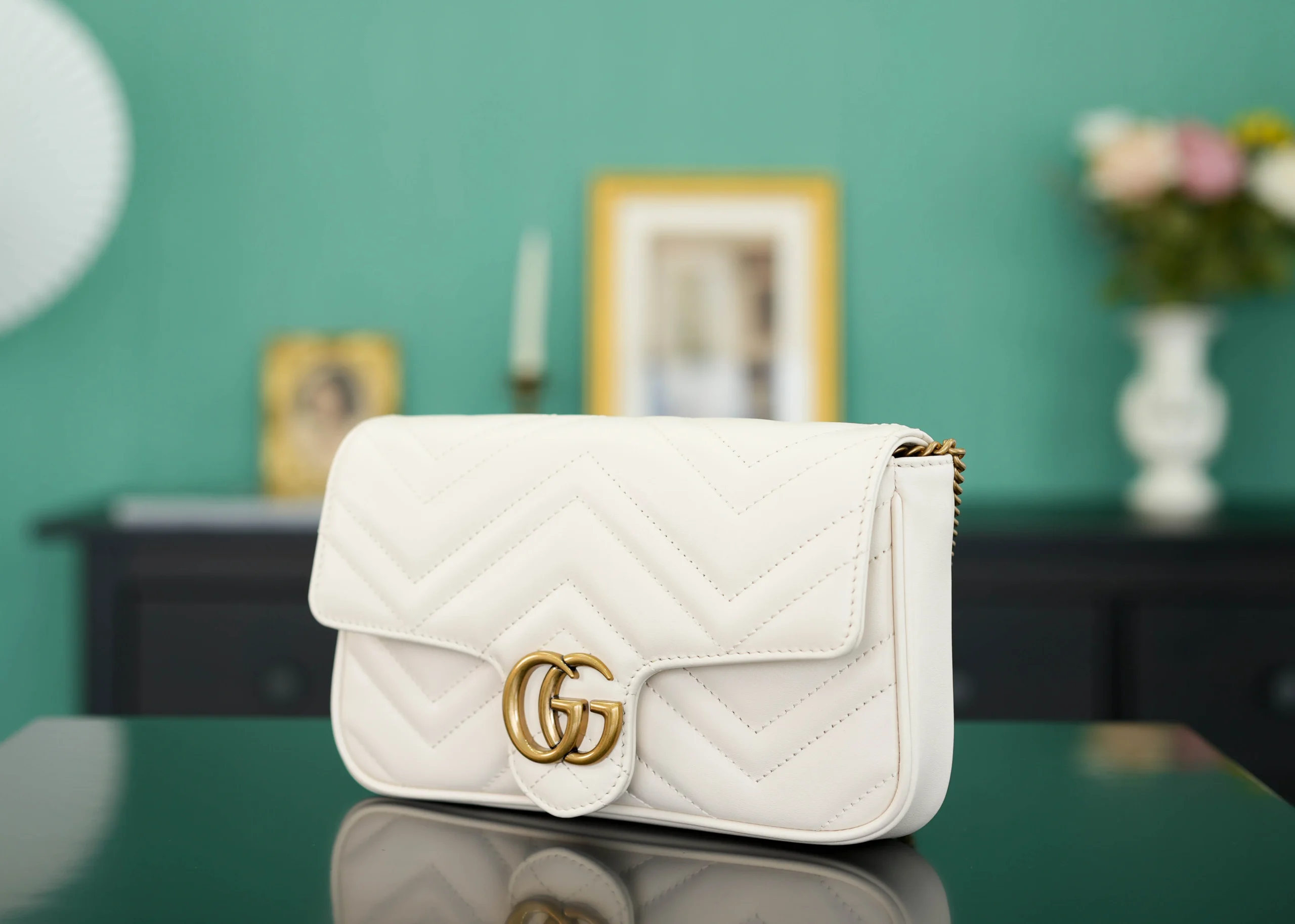 Gucci GG Marmont chain shoulder bag with card holder 751526 21x12x5 cm - description_image2