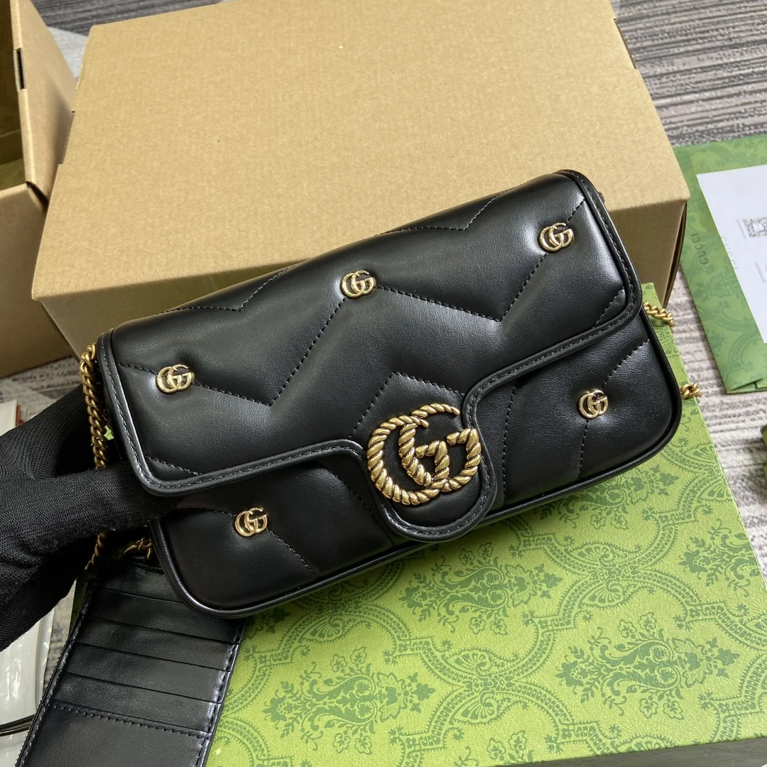 Gucci GG Marmont Mini Shoulder Bag with Detachable Card Holder 12 x 21 x 5 cm - description_image4
