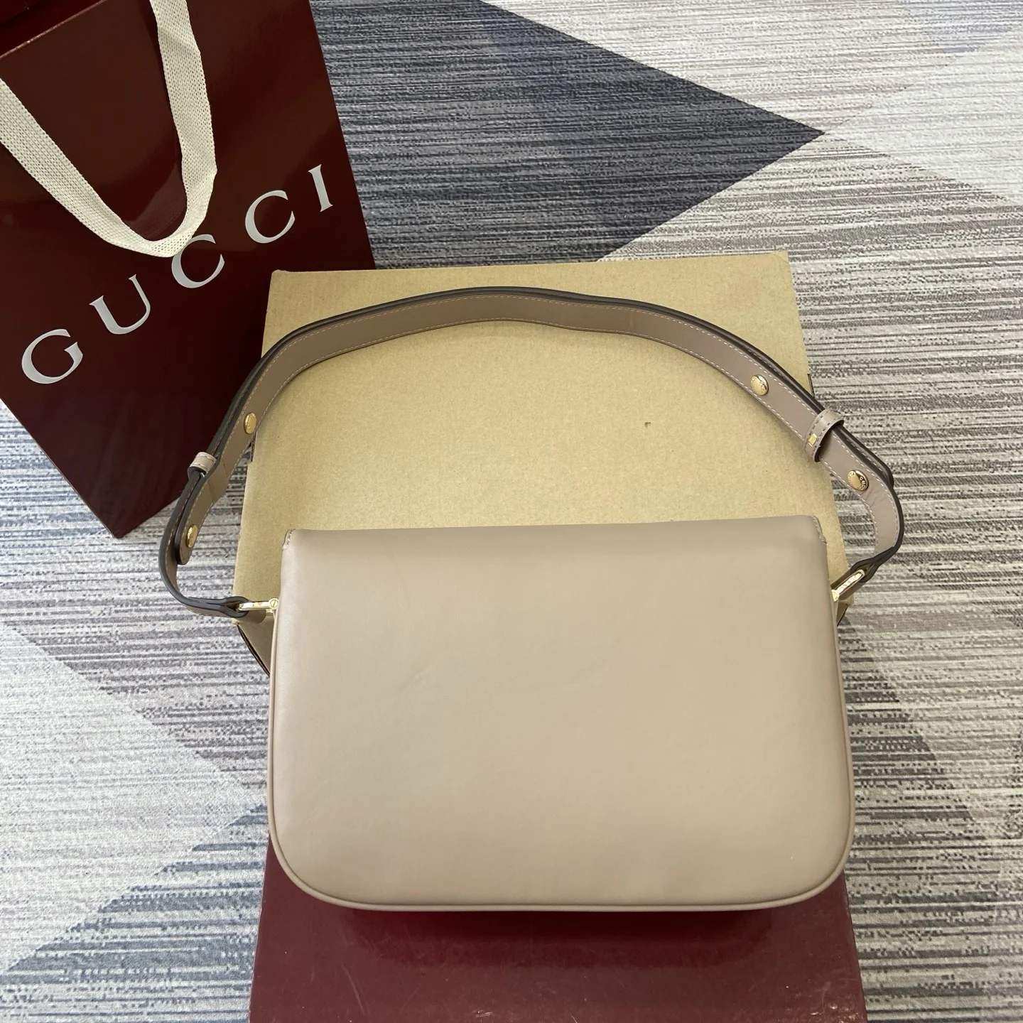 Gucci Horsebit 1955 Small Shoulder Bag 26 x 17.5 x 10 cm - image3