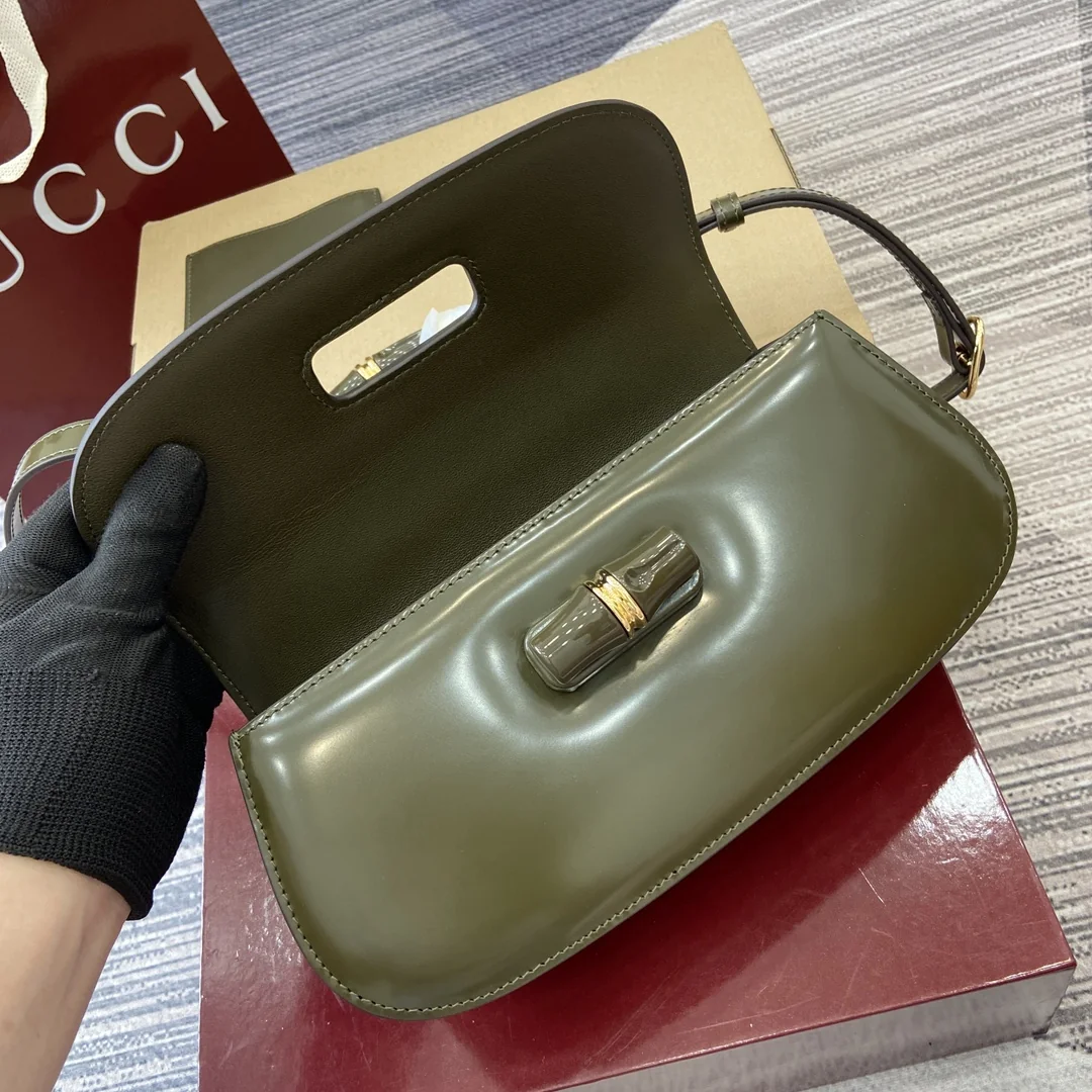 Gucci Bamboo Diva Small Top Handle Bag 26.6 x 13 x 8 cm - image8