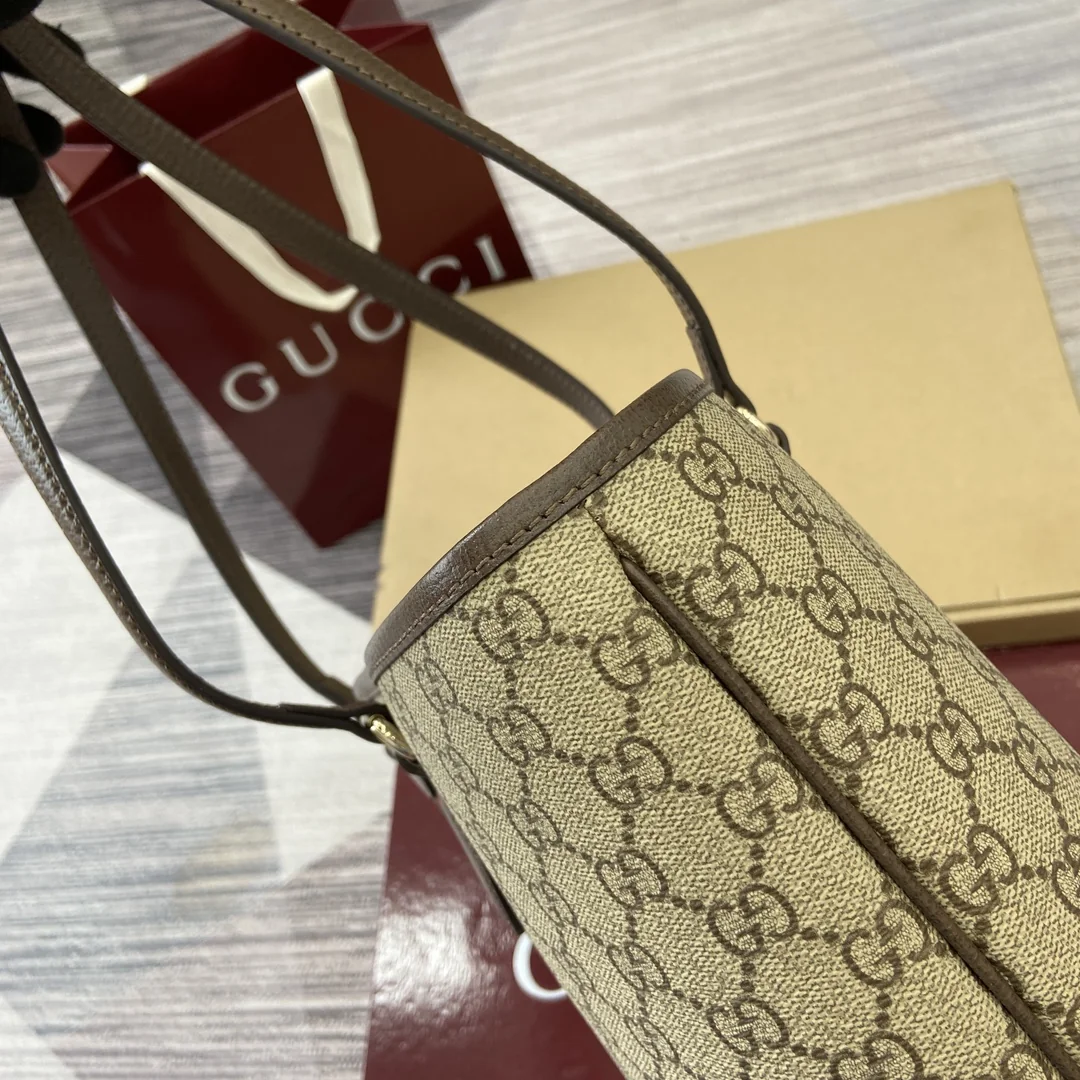 Gucci Ophidia shoulder bag model 836849 31 x 24 x 13 cm - image6