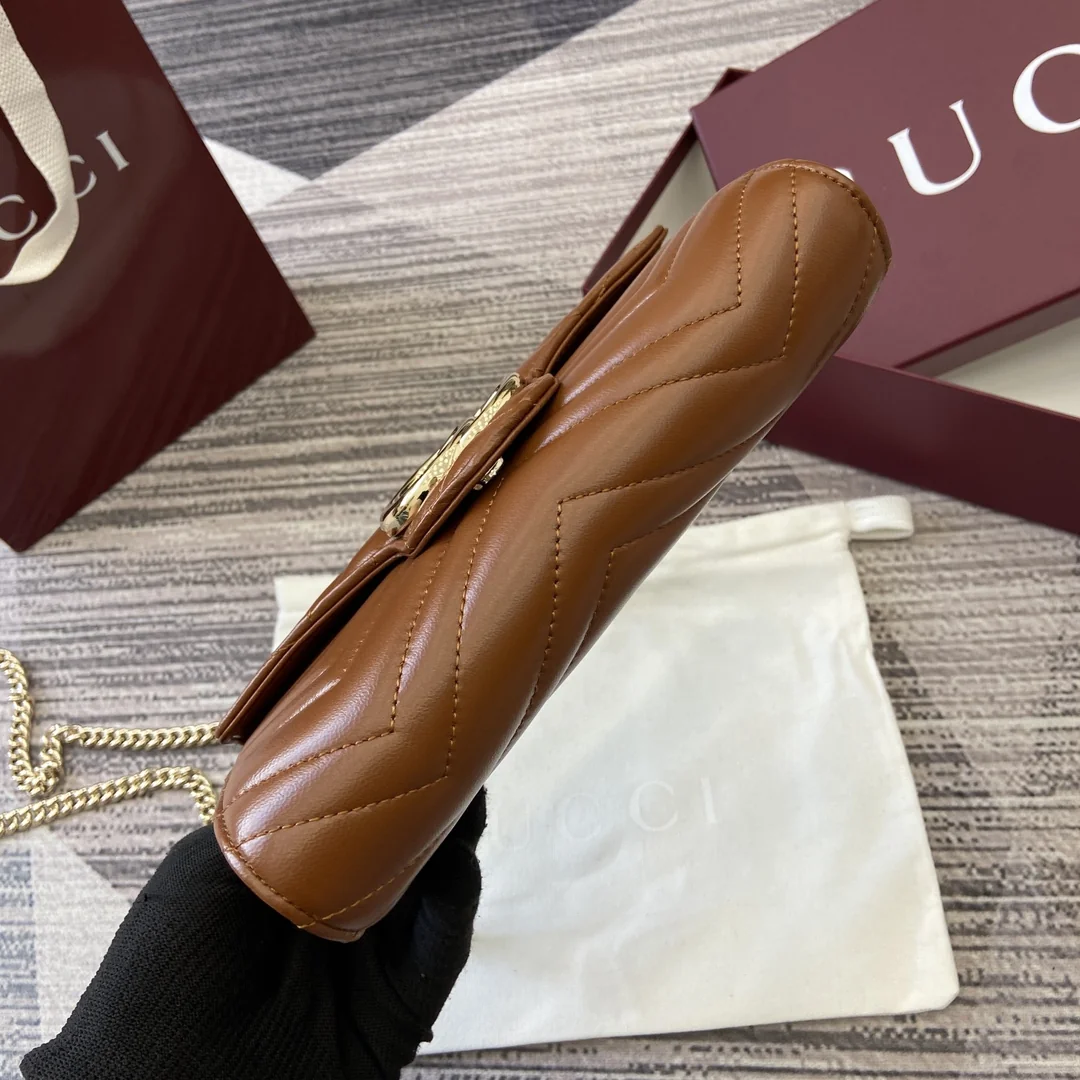 Gucci GG Marmont Chain Wallet 20cm x 12cm x 4cm - description_image4