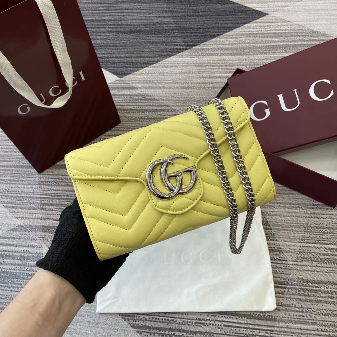 Gucci GG Marmont Chain Wallet 20 x 12 x 4 cm - description_image1