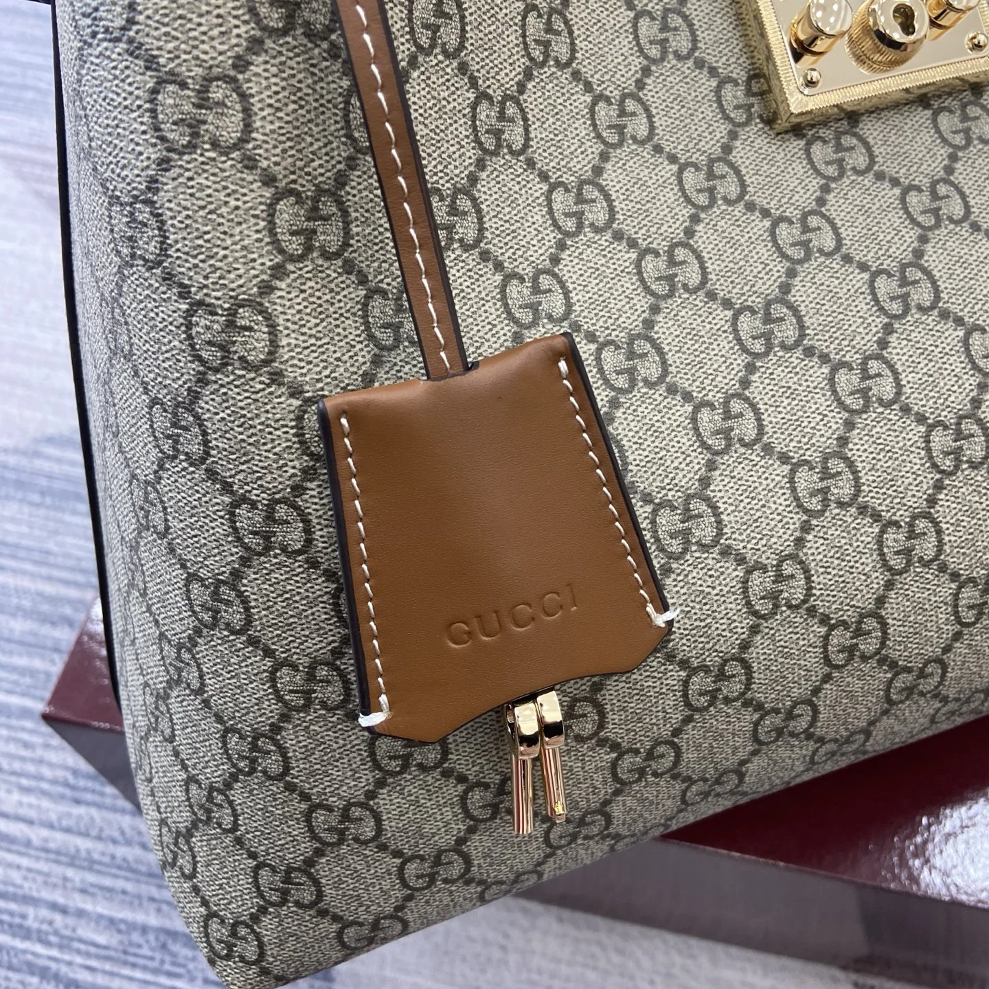 Gucci Padlock Shoulder Bag 37x32x16 cm - image8