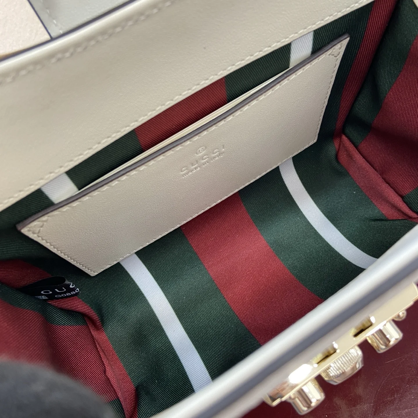 Gucci Padlock Top Handle and Crossbody Bag 841653 20 x 13.5 x 8 cm - image9