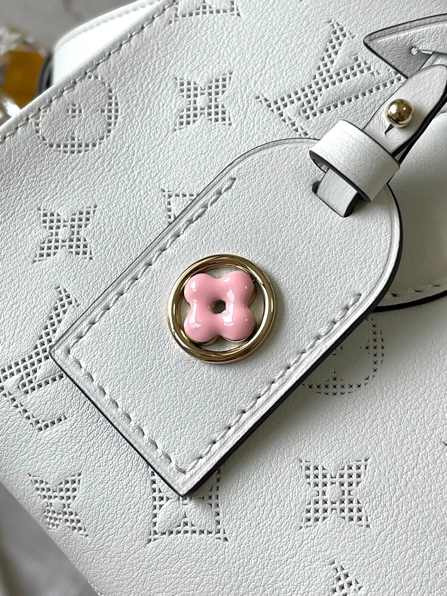 Louisvuitton OnTheGo East West Handbag M11274 25x13x10 cm - description_image5