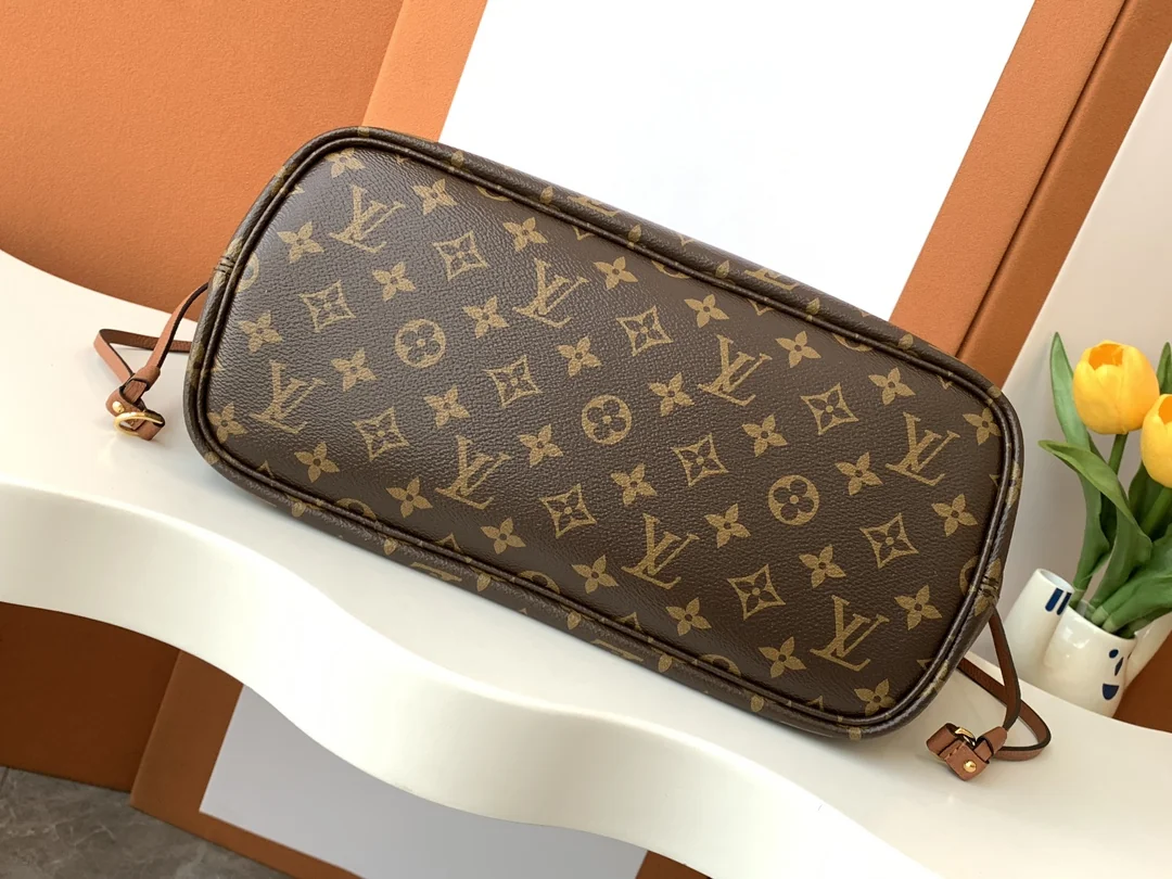 Louisvuitton Neverfull Inside Out Medium Handbag 31.0 x 28.0 x 14.0 cm Louisvuitton Neverfull Inside Out Medium Handbag 31.0 x 28.0 x 14.0 cm - description_image4