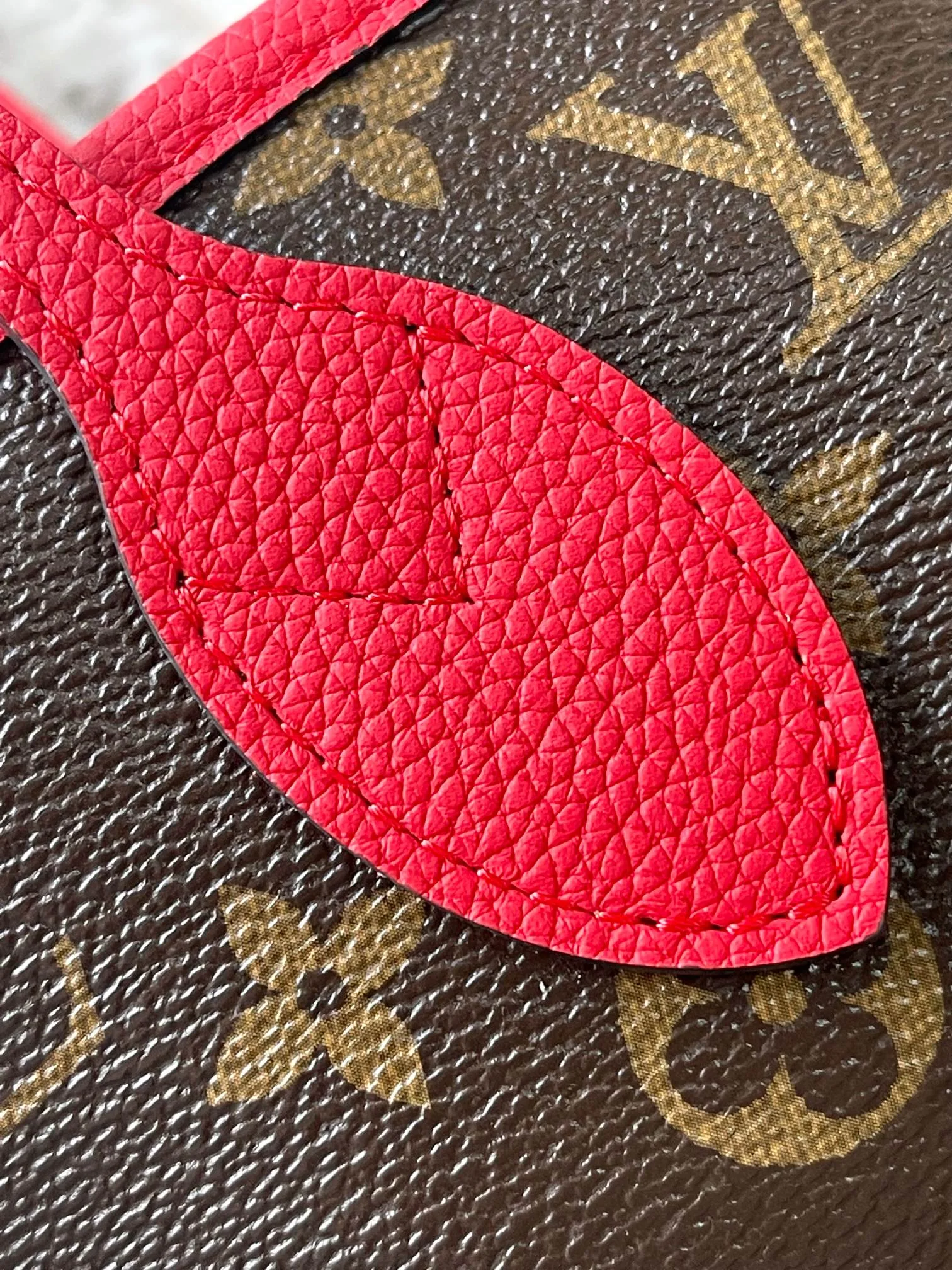 Louisvuitton Neverfull Bandouliere Inside Out GM Handbag M12096 31x28x14 cm - description_image7