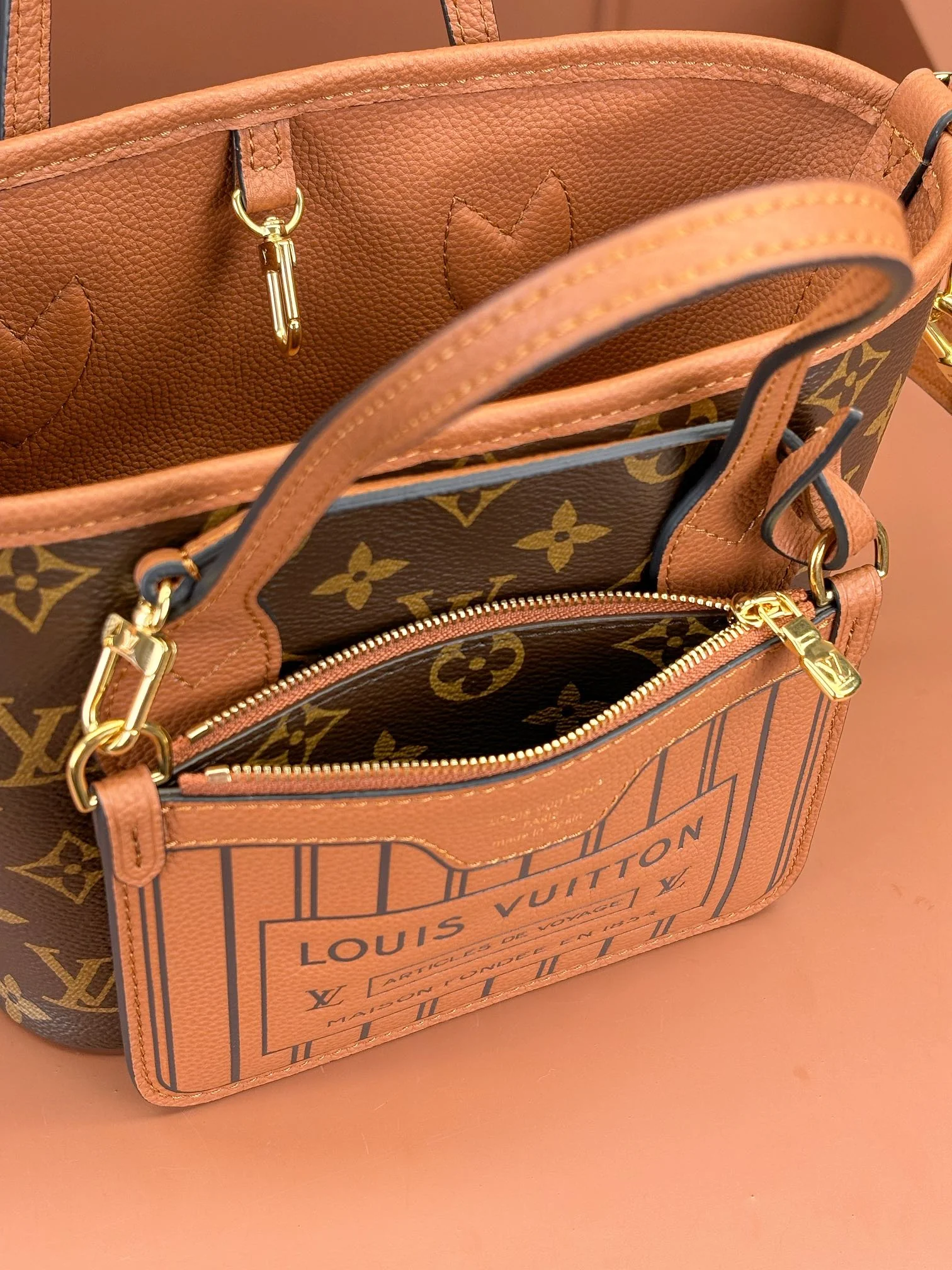 Louisvuitton Neverfull Inside Out BB M12209 24x14x9 cm - description_image5