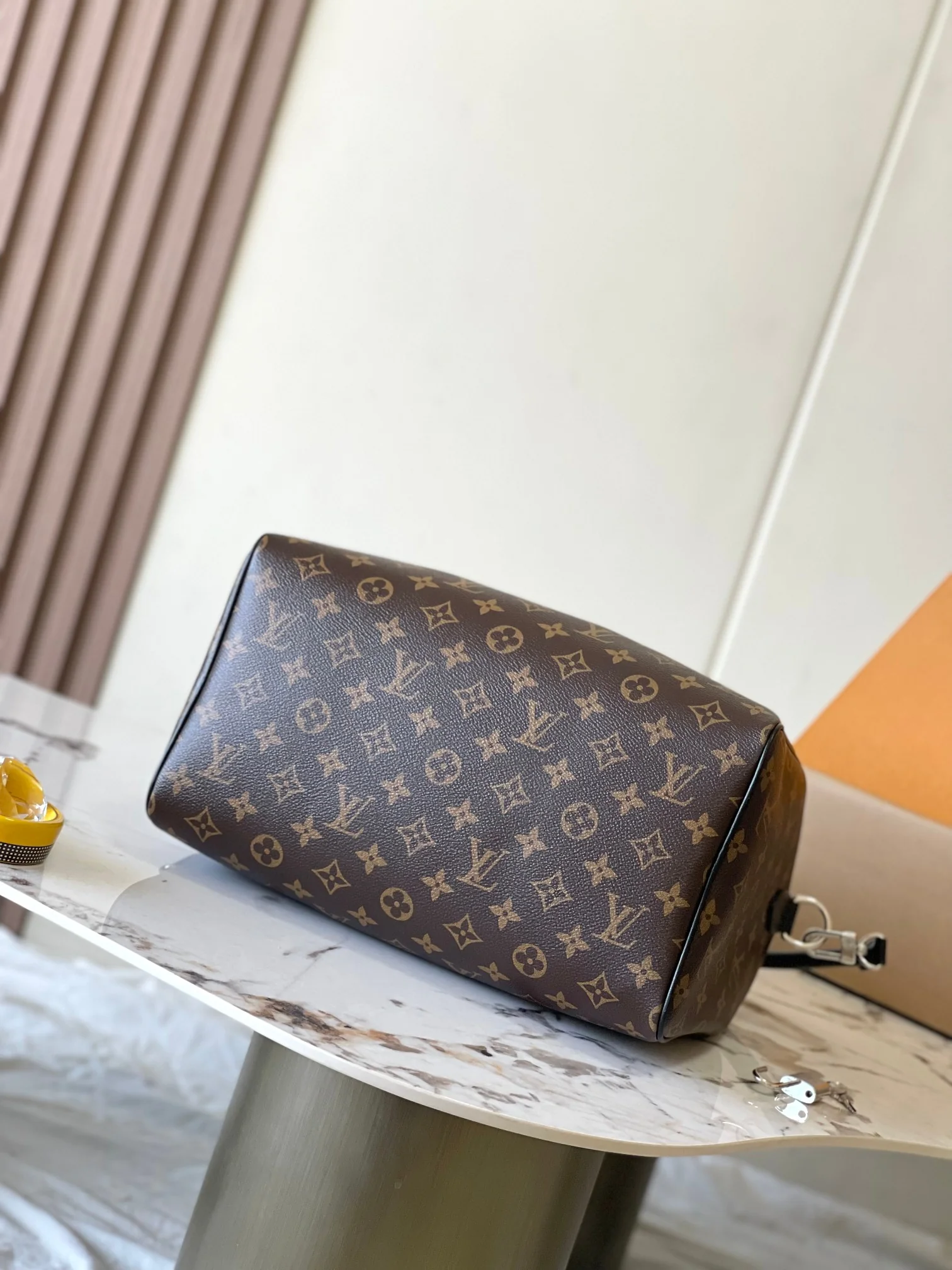 Louisvuitton Speedy Soft 30 M12243 30 x 21 x 17 cm - description_image4